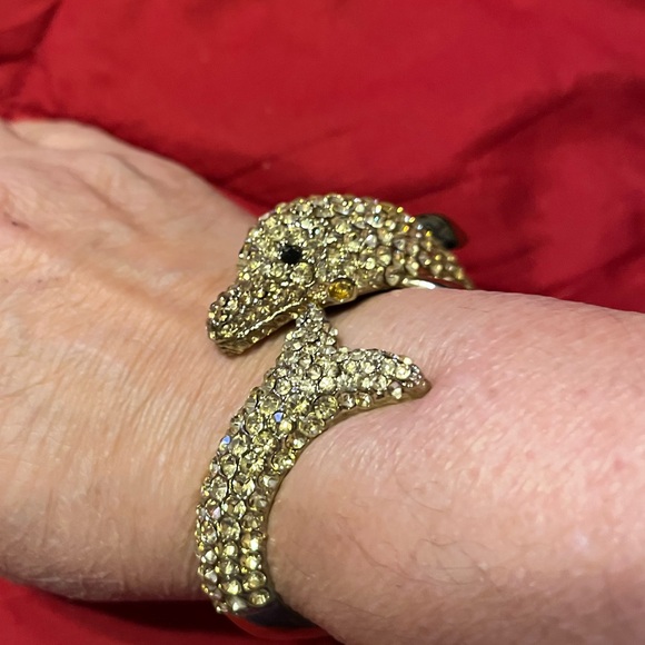 NWT Crystal Dolphin Hinged Bangle Bracelet - Picture 7 of 7